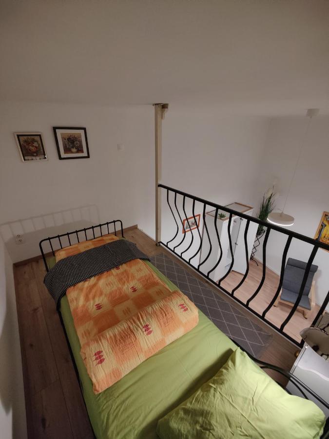 Calm, Artistic Apartment 9Th Distric Central City Budapest Ngoại thất bức ảnh
